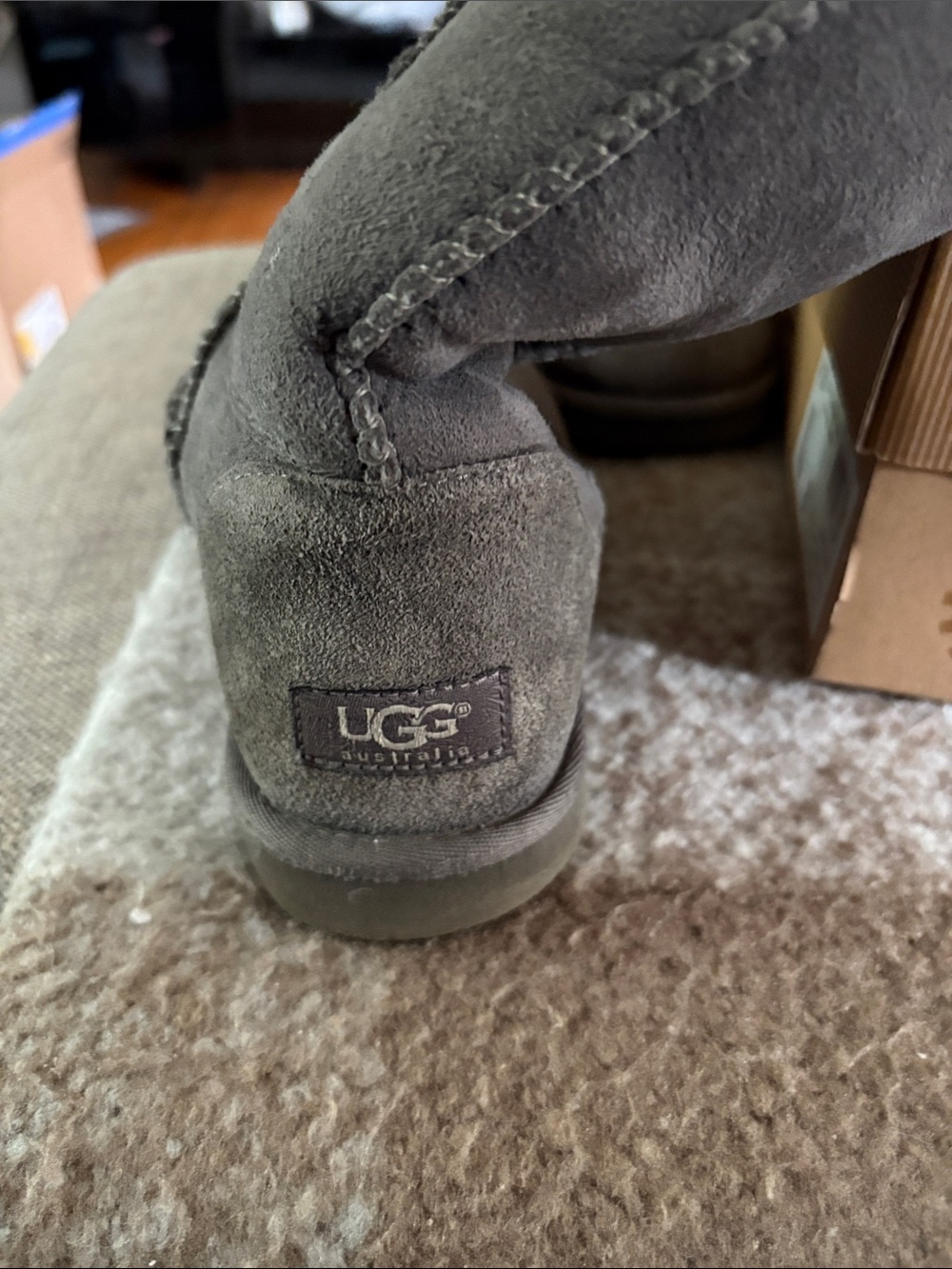 UGG W Classic Tall Boots - Grey Suede - Picture 5 of 9